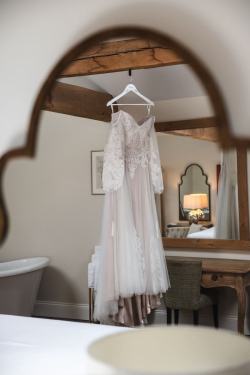 Imogen-Stuart-Apton-Hall-Wedding-22-08-2025-84682