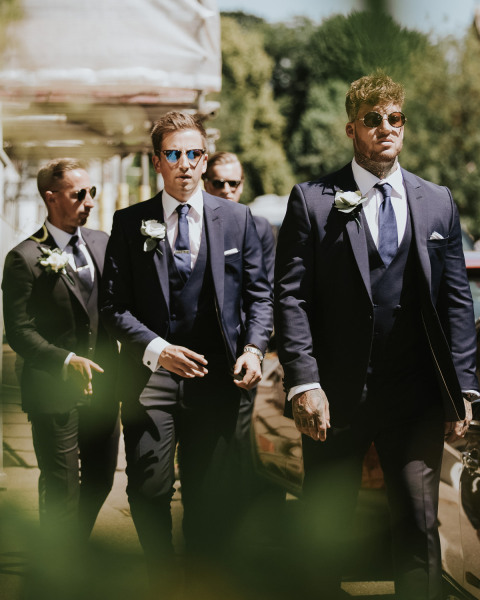 groomsmen-walking