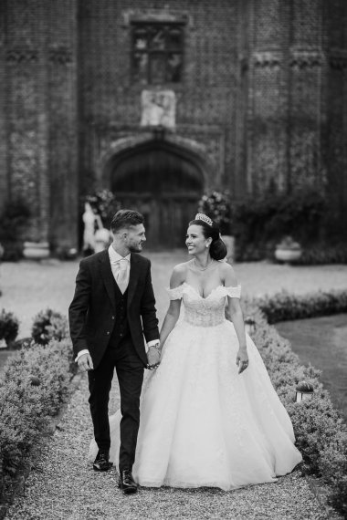 Leez Priory Wedding Photos  - Boutique wedding films and photography