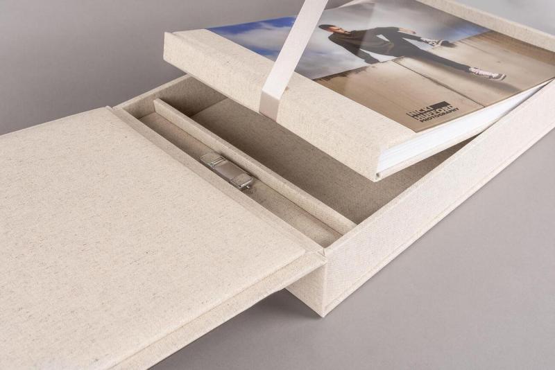 BOXED COMPLETE SET PHOTO ALBUMS 01