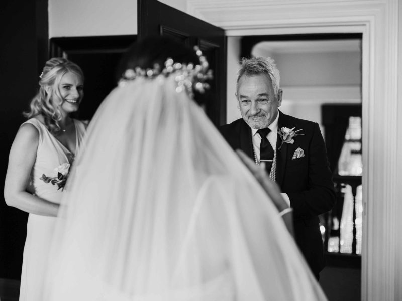 Emotional-bride-reveal-to-dad-2