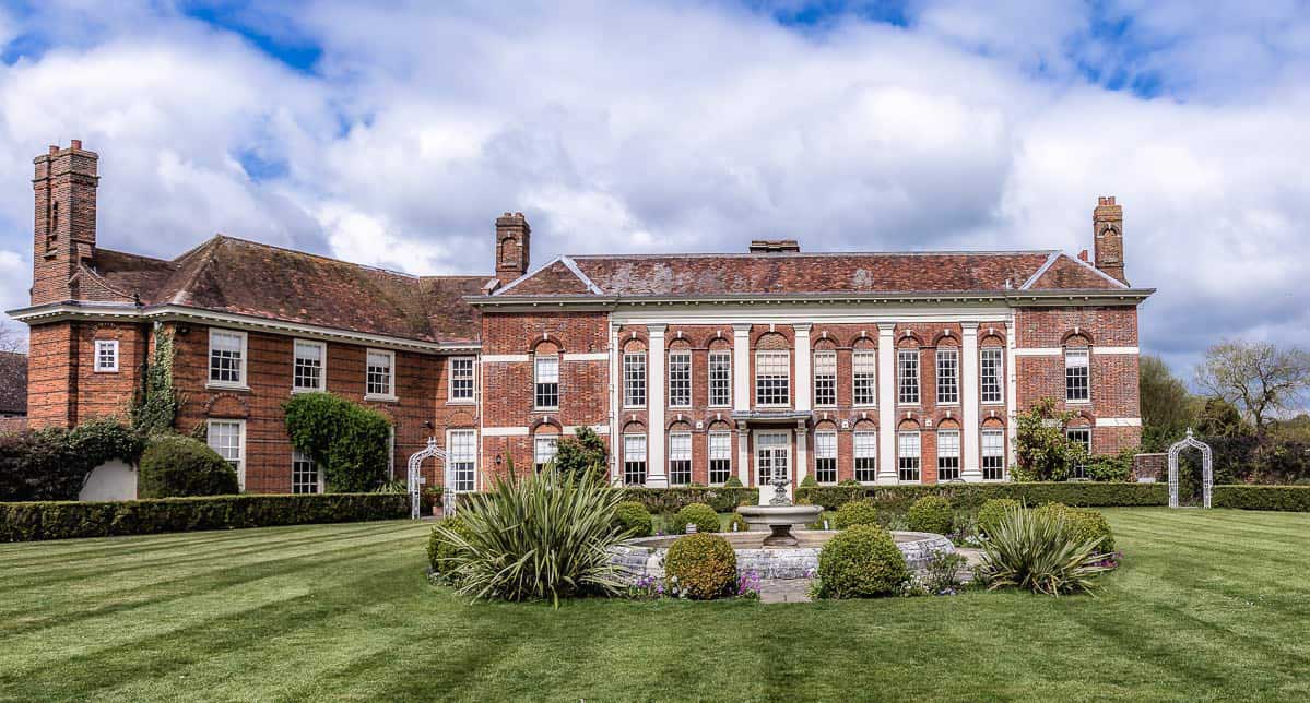 Parklands Quendon hall wedding venue
