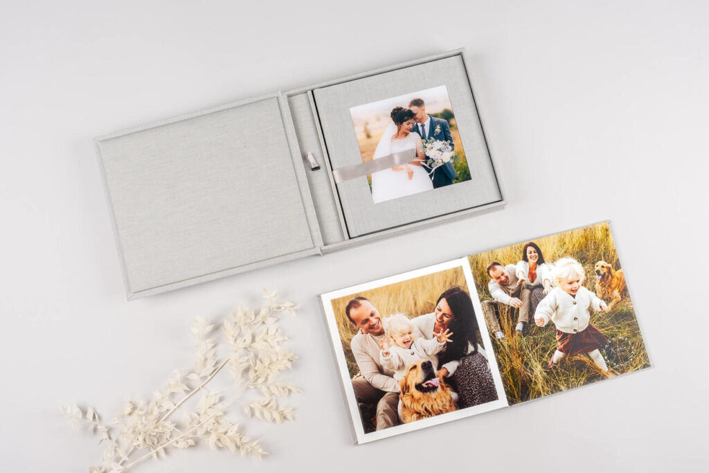 PHOTO ALBUM DESIGN