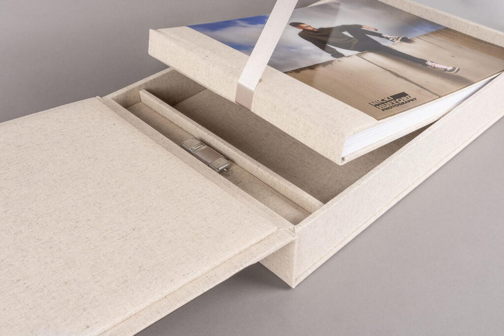 BOXED COMPLETE SET PHOTO ALBUMS 01